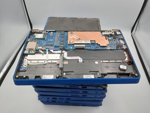 Lot of 8 - Dell Latitude 3150 11.6" Laptop Intel CPU 4GB RAM - PARTS - READ -RR - Picture 8 of 9