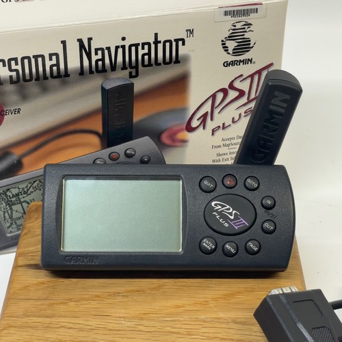 Garmin GPS III 3 PLUS Handheld Hiking GPS Navigation Personal Navigator