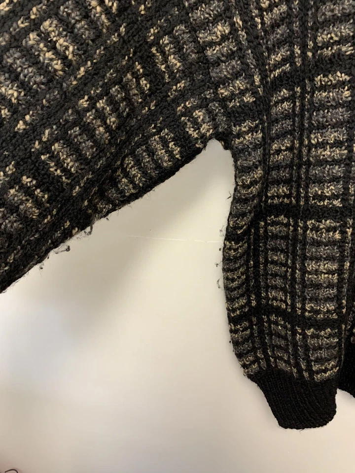 Vintage Bonner of Ireland Sweater L Pure New Wool Black Chunky Woolmark - Image 3 of 4