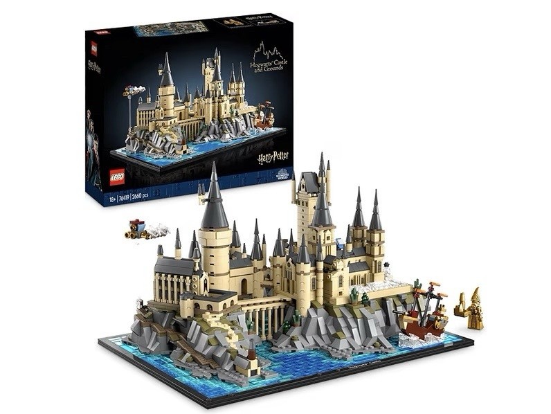 LEGO Harry Potter: Hogwarts Castle and Grounds (76419)