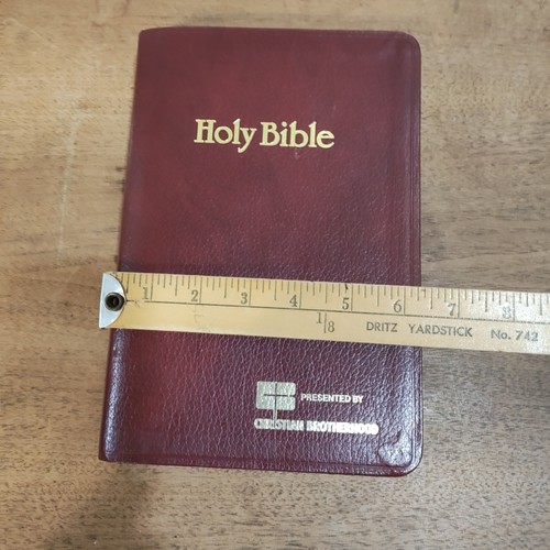 Holy Bible King James Version Giant Print Copyright Devore And Sons, Inc. 1979 - Picture 4 of 21