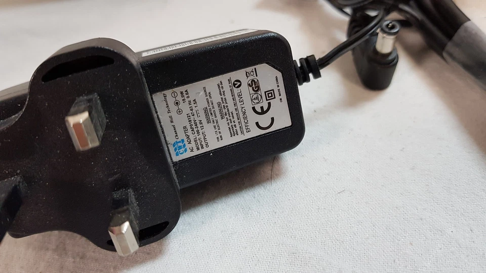 Hitachi Touro Desk DX3 4TB USB 3 External Hard Drive with PSU, USB Cable - Image 2 of 4