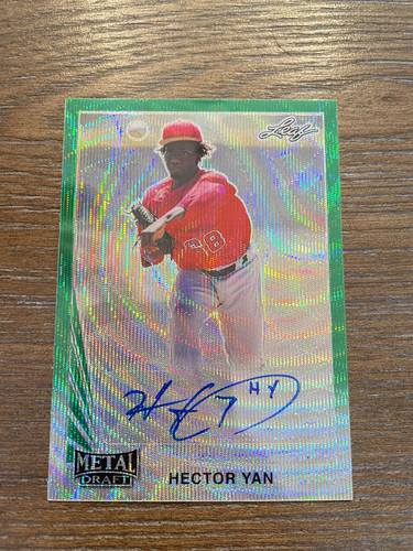 2020 Leaf Metal Draft #LA-HY1 Hector Yan 1990 Leaf Autographs Green Wave #/5 - Picture 1 of 2