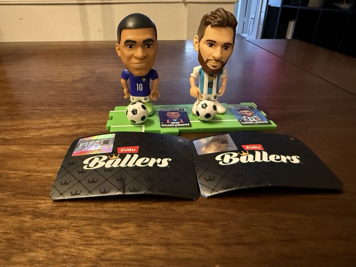 ZURU Ballers FIFA Lionel Messi & Kylian Mbappe Soccer Figures Set