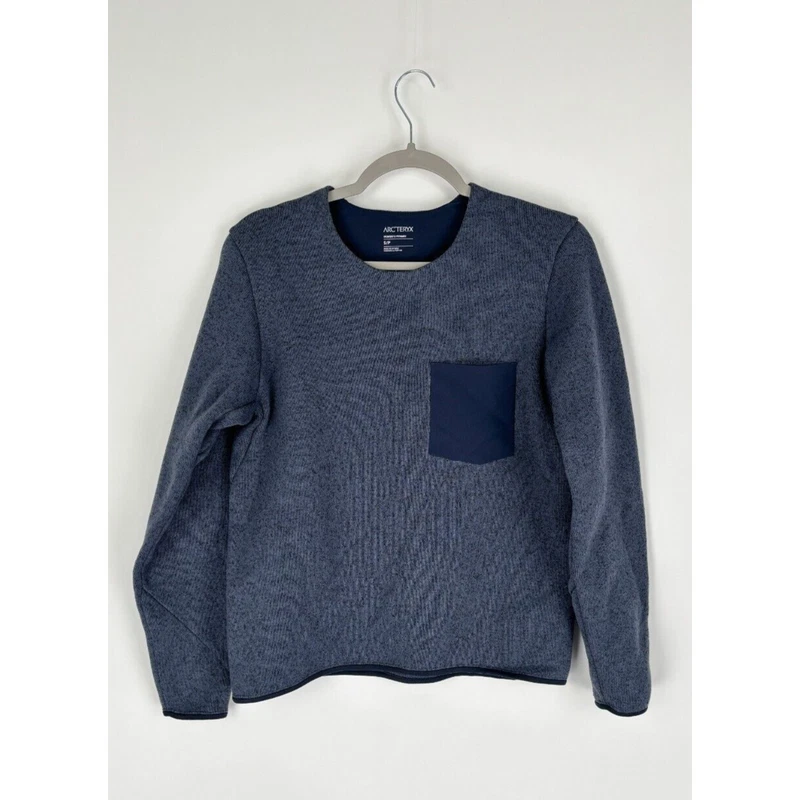 arcteryx covert pullover long sleeve chest pocket sweater