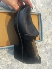 Naturalizer Black Leather Slip-On Comfort Shoes Women Block Heel Round Toe
