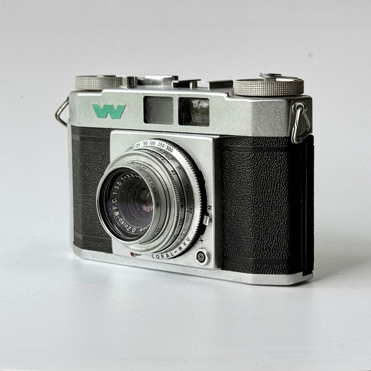 EXC+++)Vintage 1995 Olympus WIDE 35mm Film Camera Silver F3.5 Lens