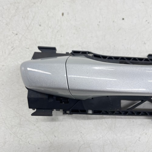 SEAT LEON MK3 ST DOOR HANDLE 5DR SILVER LX7W OSR RH DRIVER REAR RIGHT 17-20 - Picture 4 of 12