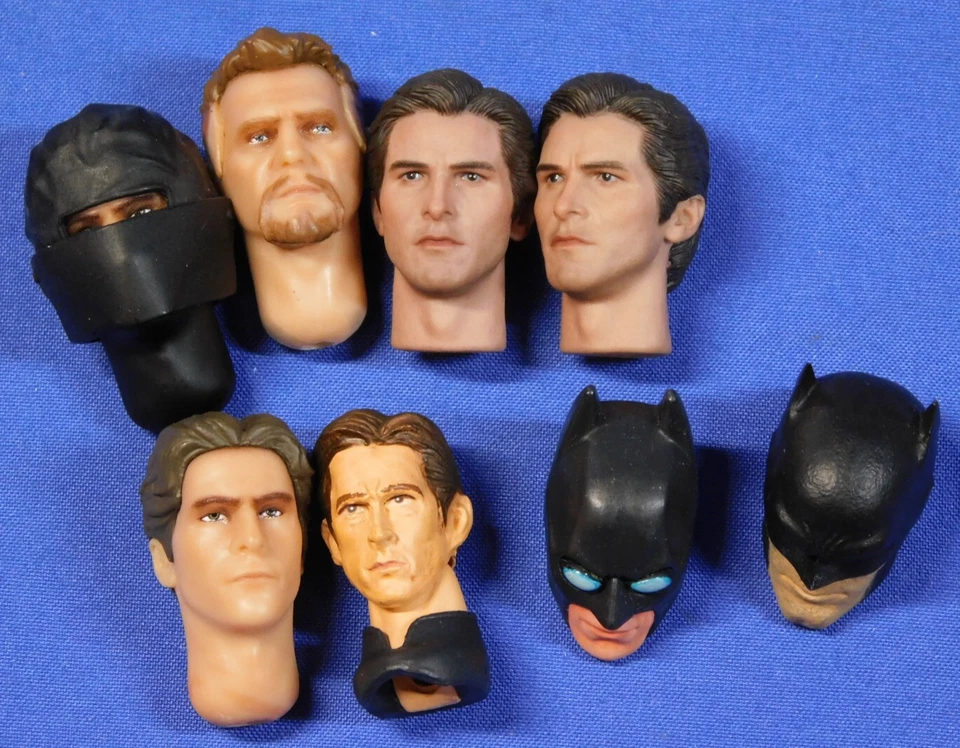 BATMAN DARK KNIGHT MAFEX AND REVOLTECH PARTS LOT - Image 4 of 4