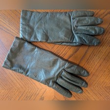 1950's Vintage Elegant Olive Green Leather Gloves With 100 Cashmere Interior