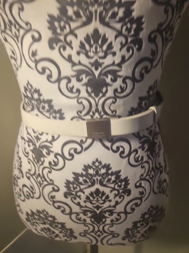 Cinturón Coach Vintage Raro Blanco Pulido Piel de becerro Logo Hebilla - Italia - Talla Grande Foto 2 de 4