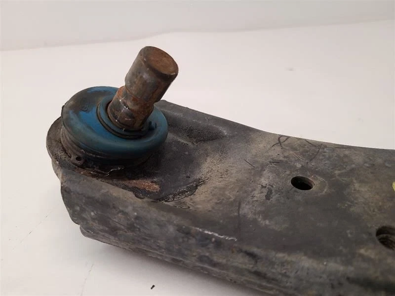 2006-10 2012-14 MAZDA 5 Passenger Right Lower Control Arm Front Rh Foto 3 de 4