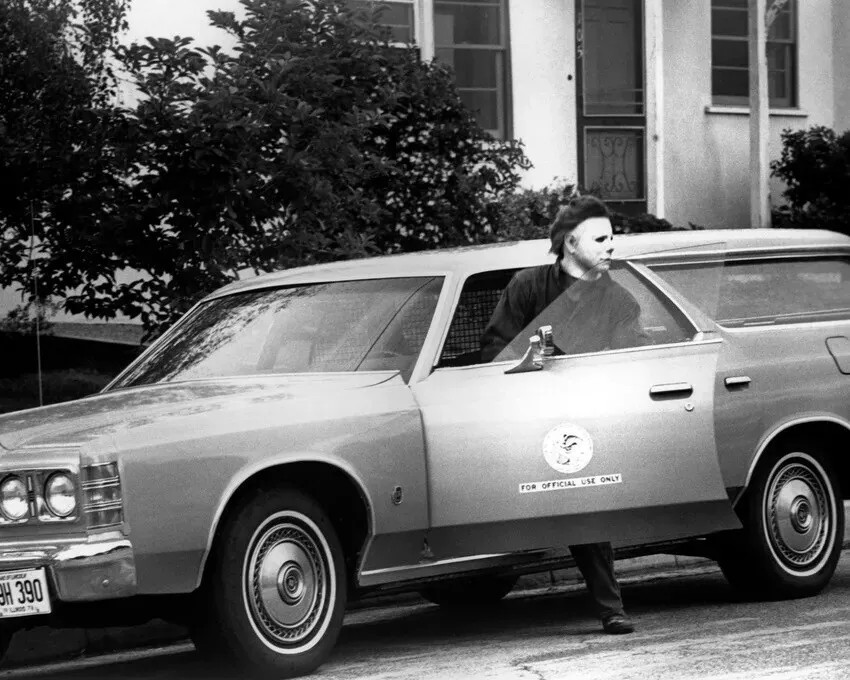 Michael Myers 1978 Ford LTD Illinois State Halloween 4x6 Car Photo