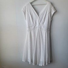Lane bryant women's fit flare dress sz 18 V-neckline lace lined Soft Romantic