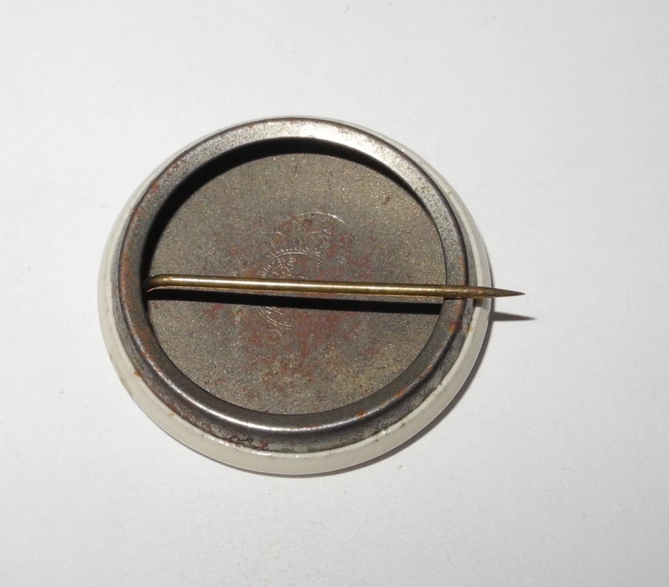 1950's Baseball Pittsburgh Pirates Crossed Bats Stadium Souvenir Pin Button - Image 2 of 2