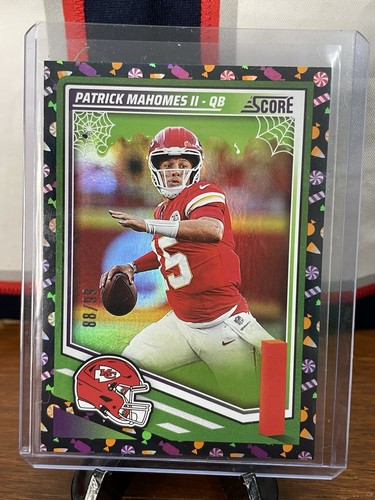 Patrick Mahomes Numbered 88/99 Score A Treat Holo Candy Prizm Insert 2025