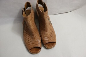 paul green cayanne peep toe