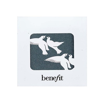 Benefit Velvet Lidschatten