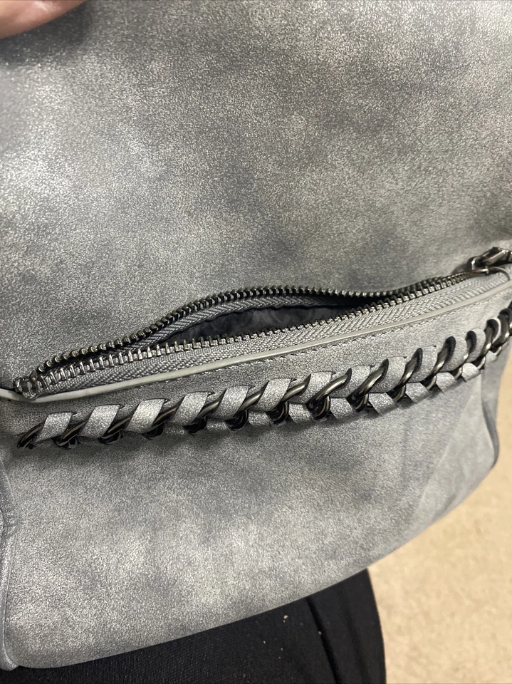 Mini mochila Charlie Gun gris metal encantadora Foto 4 de 4