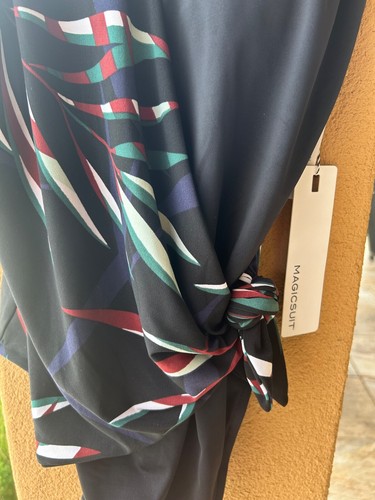 NWT!! Beautiful Black Magicsuit Slenderizing one piece swimsuit size 14 - Picture 2 of 7