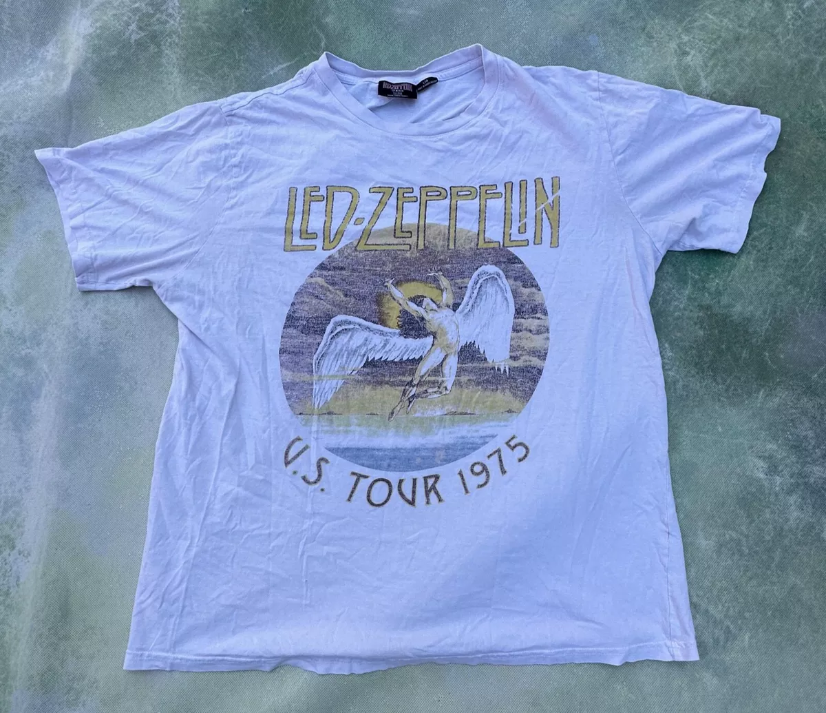 Led zeppelin 1975 cheap tour t shirt