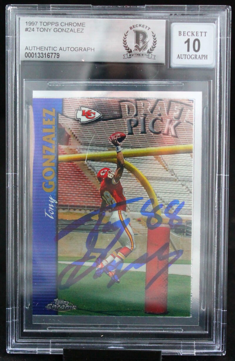 Tony Gonzalez #24 Football Cards 1997 Topps Chrome trading card — raw and PSA graded price guide