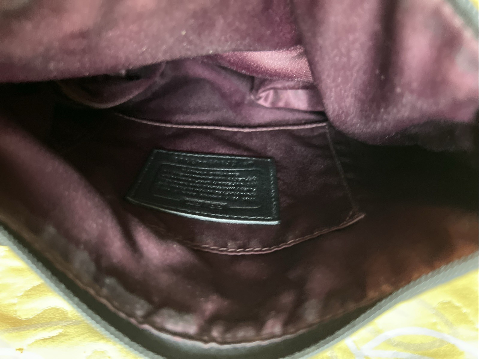 Coach Small Black - image 6