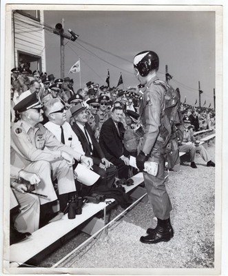 1962 Lt. O'Lane Fort Knox Sky Diving Club at Dorrets Run Range 8x10 News Photo