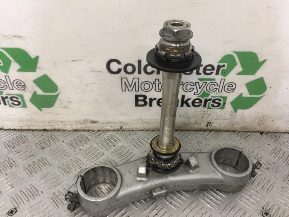 HONDA CBR1000 rr FIREBLADE YUGO INFERIOR AÑO 2004 (STOCK 853) Foto 2 de 4