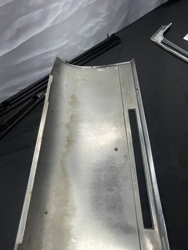 1993-1996 Cadillac Fleetwood Left Driver Quarter Panel Trim Molding Rocker 1995 - Picture 13 of 15