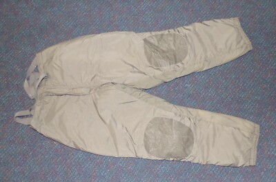 SOF PCU Level 7 Alpha Green Insulated Pants Shell Size Medium Regular (Sekri)
