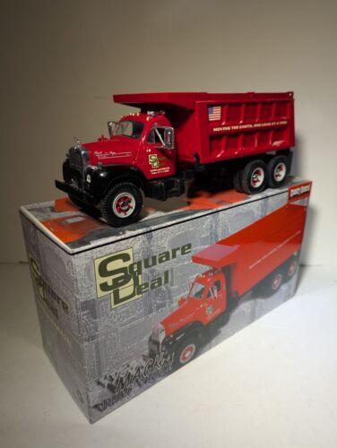 1/34 First Gear 1998 Edition Square Deal 1961 Mack B Dump Truck #19-2305