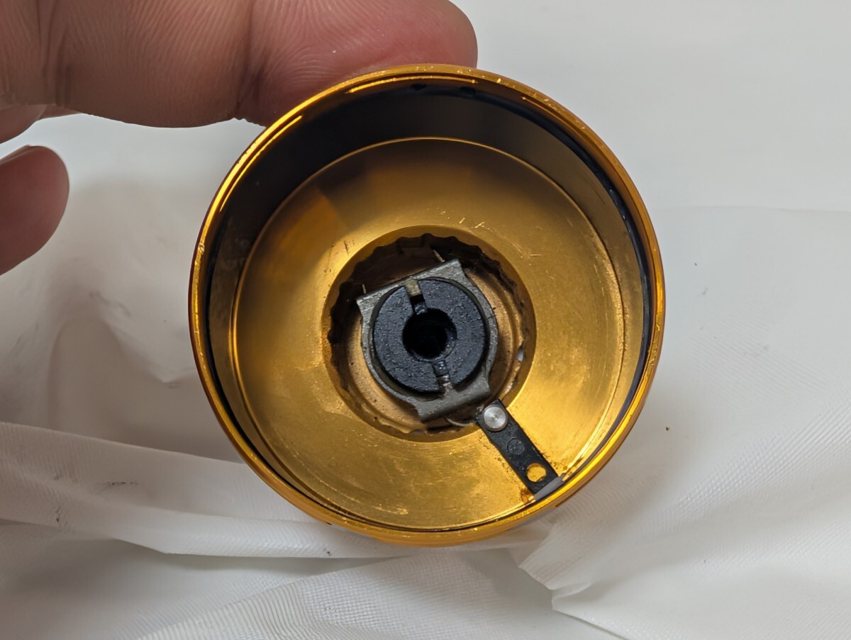 Daiwa Tournament ISO3000HLBD Spool 268jY 12 Used Fishing Reel