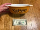Vintage Pyrex 1 1/2 Quart Oval Golden Fruit 043 Casserole Baking Dish No Lid