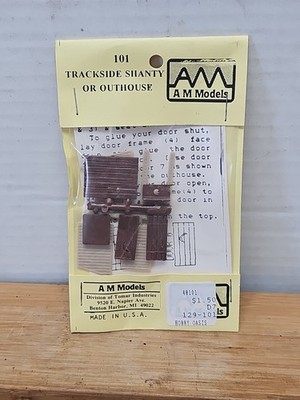 AM Models TRACKSIDE SHANTY OR OUTHOUSE  KIT #101. New Free Shipping HO Scale 