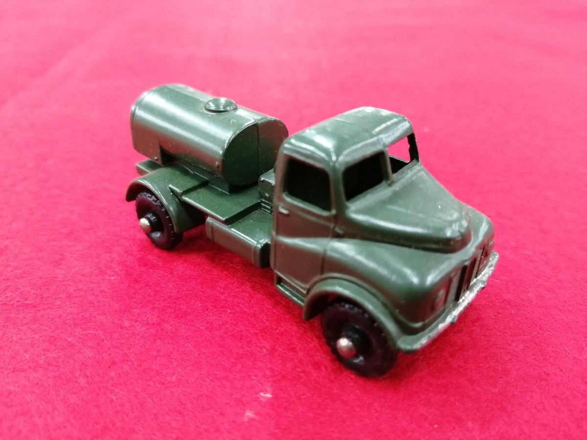 MATCHBOX 　No.71 Army Water Truck Matchbox No. 71 Army Water Truck