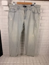 Gap Denim Girlfriend Jeans Light Wash Distressed Stretch 14/32 NWT