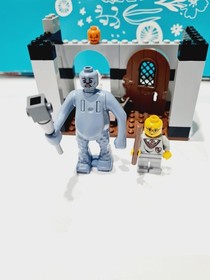 LEGO 4712 Harry Potter - Troll on The Loose (USED)
