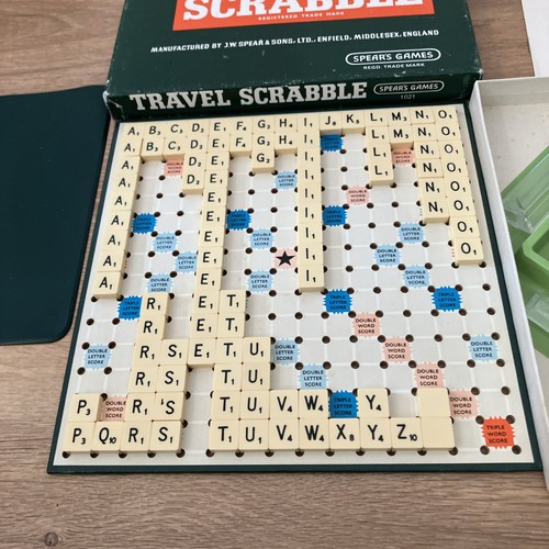 Vintage Spear's Travel Scrabble With Clip-on Tiles Board Game Complete - Picture 3 of 5