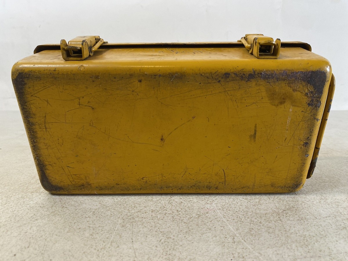 rare medic First Aid For Gas Casualties Only WW2 US Army 16E68 | eBay
