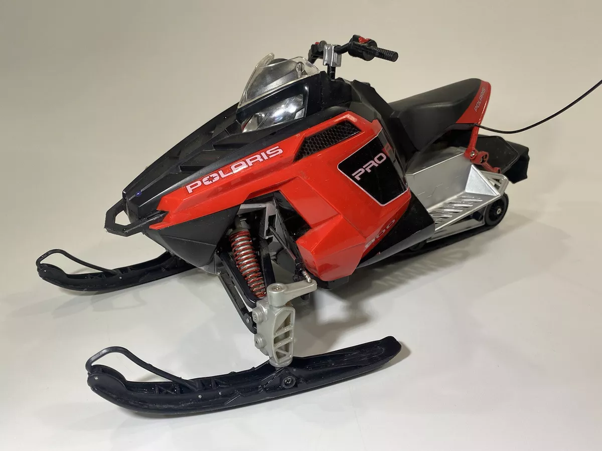 Rc hotsell snowmobile polaris