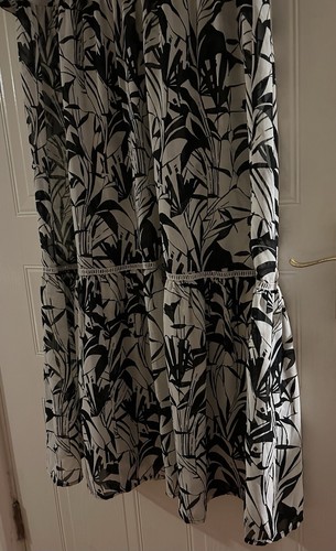 JD Williams Chiffon Floaty Short Sleeve Lightweight Dress Size 18 - Picture 5 of 11