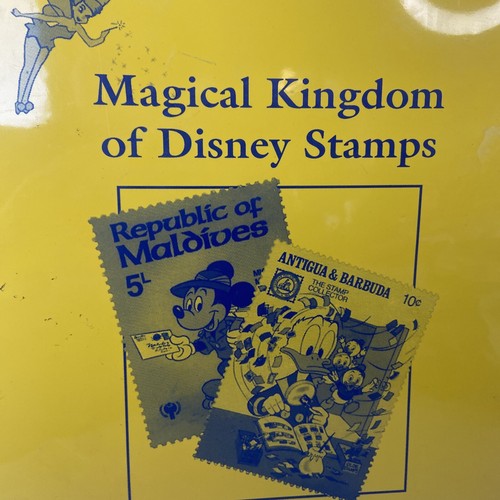 Raccoglitore francobolli magico regno dei Disney oltre 69 pagine con francobolli manca 1 francobollo - Foto 2 di 10
