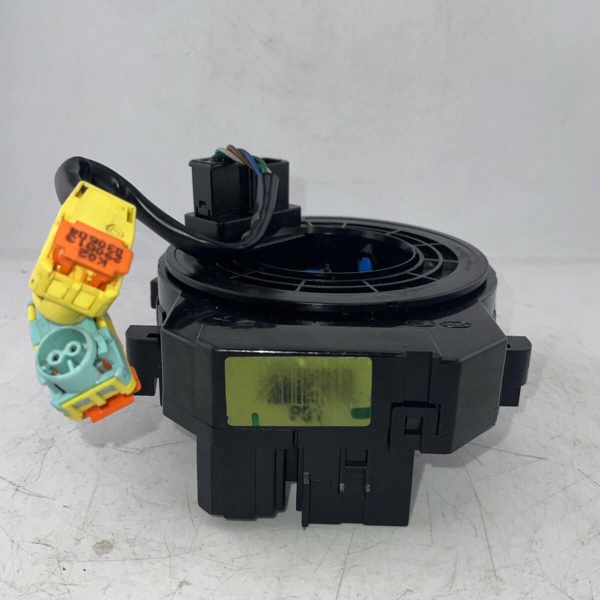 【新品未開封・送料無料】 2018 Kia Soul ✦ Steering Wheel Clock Spring 299102245 OEM ラッピング・包装
