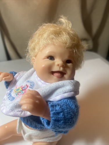 Laura Lee Wambach Doll 6.5" 2004 Baby Limited Ed 98/150 - Picture 2 of 5