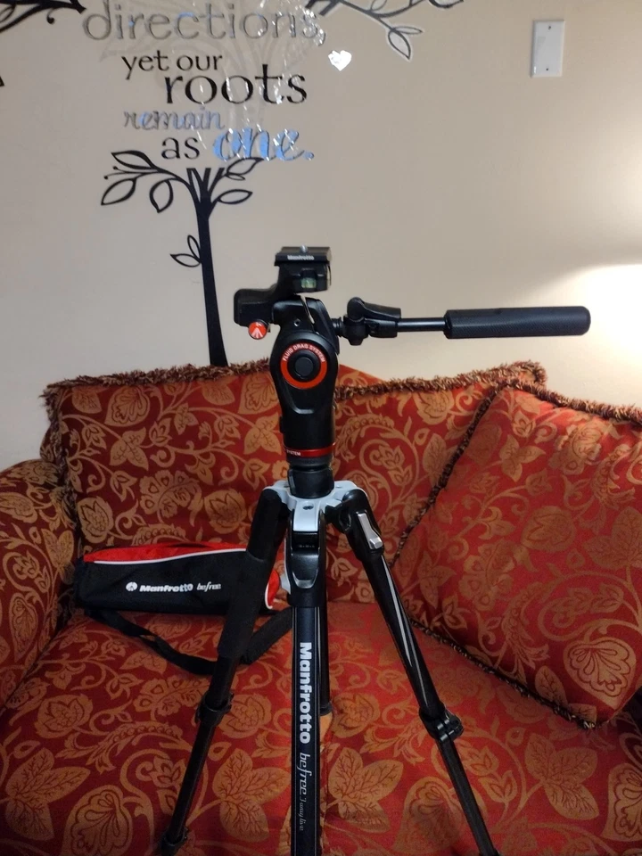 Trípode avanzado de 4 secciones Manfrotto Befree 3 vías en vivo con Befree 3 vías Live Hea Foto 3 de 4