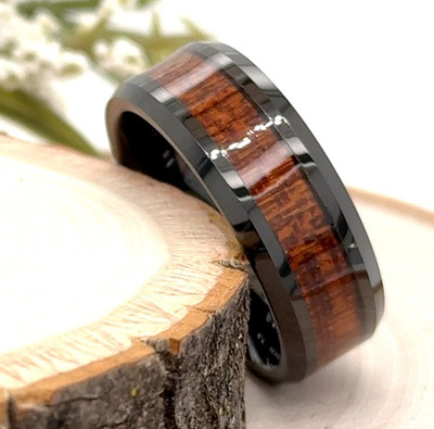 Men s 8mm Black Tungsten Carbide Band Natural Wood Inlay   Durable Polished Ring