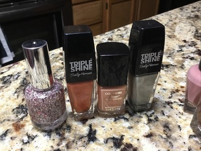 2  Sally Hansen Triple Shine Nail Polish #130 And # 180 Cover Girl #35 Ez Flow