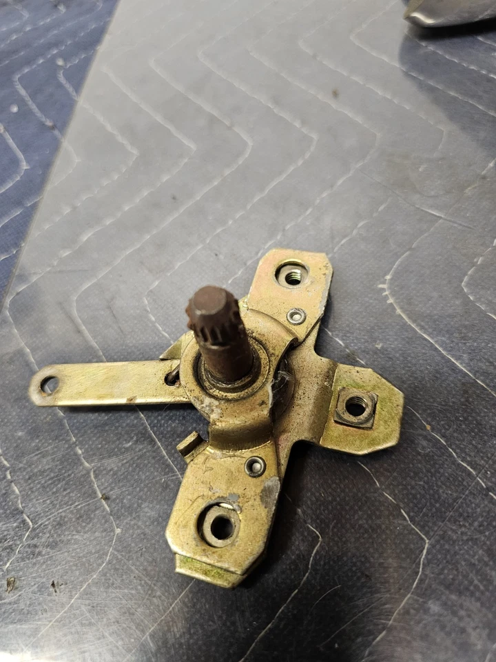 Chevrolet GMC Van G10 G20 G30 1985-1995 manivela ventana izquierda Foto 2 de 3