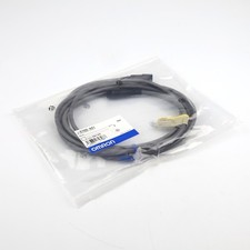 Omron Antenna Amplifier Extension Cable V700-A41 3m Original Box